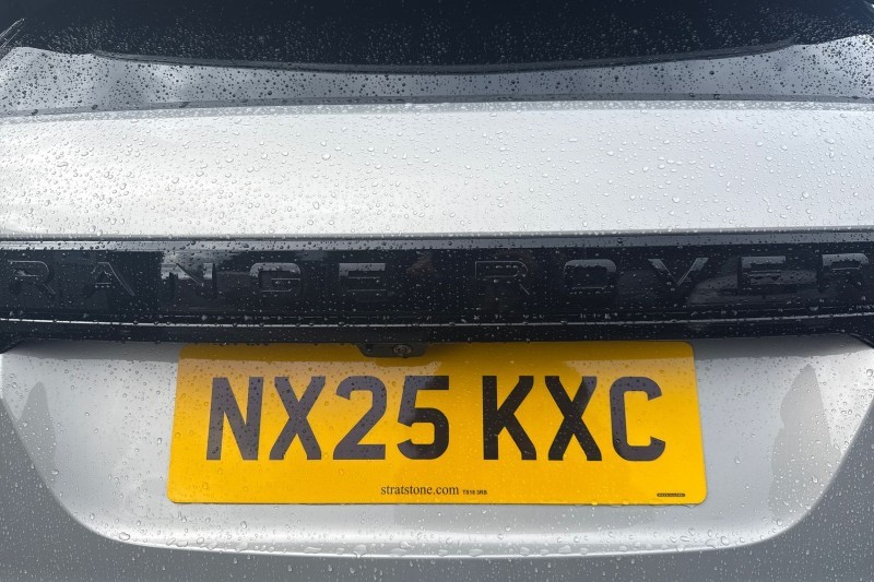 2025 (25) LAND ROVER RANGE ROVER EVOQUE 2.0 D200 Dynamic SE 5dr Auto 4561800