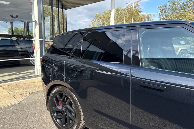 2025 (25) LAND ROVER RANGE ROVER SPORT 3.0 D250 Edition 5dr Auto 4525998