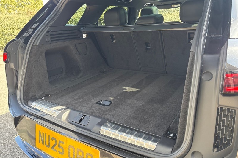 2025 (25) LAND ROVER RANGE ROVER SPORT 3.0 D250 Edition 5dr Auto 4525986