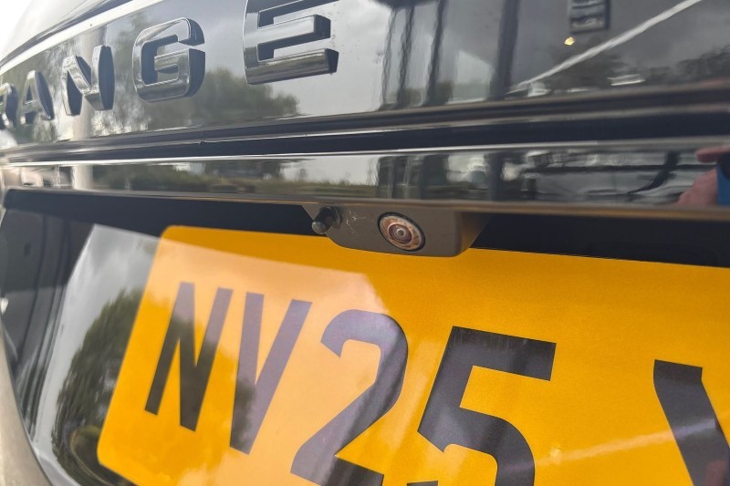 2025 (25) LAND ROVER RANGE ROVER EVOQUE 1.5 P270e Edition 5dr Auto 4547173