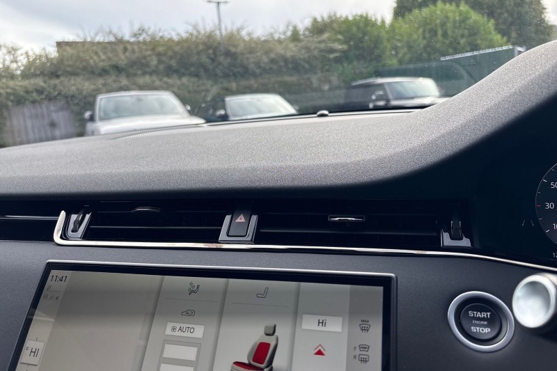 2025 (74) LAND ROVER RANGE ROVER EVOQUE 1.5 P270e Dynamic SE 5dr Auto 4550763