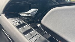 2025 (74) LAND ROVER RANGE ROVER EVOQUE 1.5 P270e Dynamic SE 5dr Auto 4550748