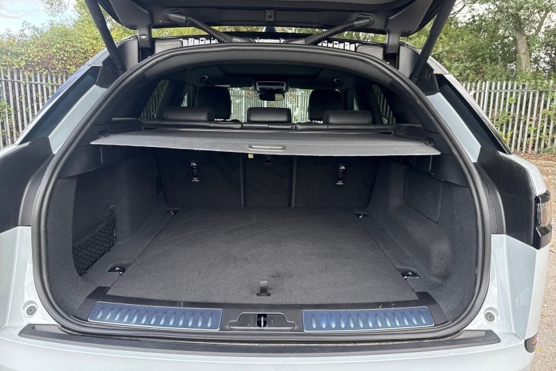 2025 (25) LAND ROVER RANGE ROVER VELAR 2.0 D200 MHEV Dynamic SE 5dr Auto 4544095