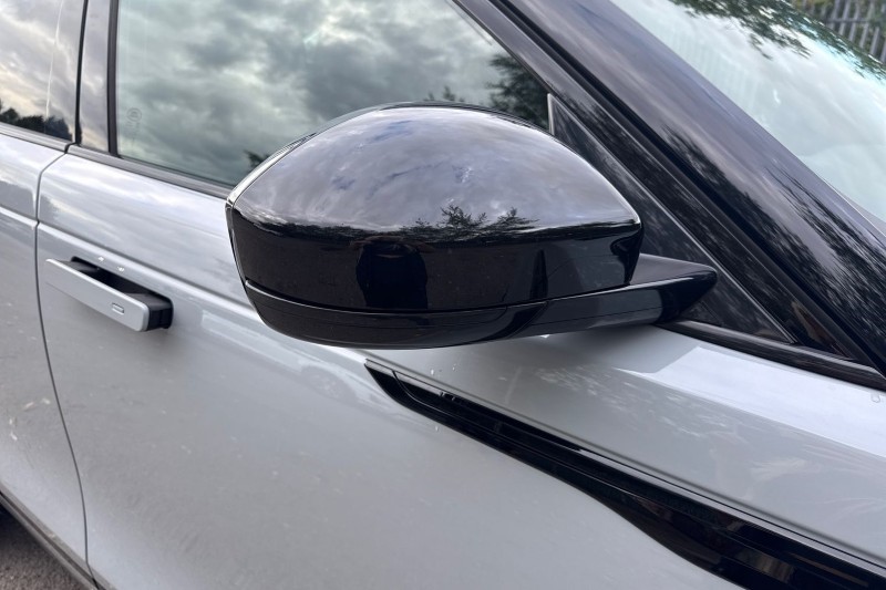 2025 (25) LAND ROVER RANGE ROVER VELAR 2.0 D200 MHEV Dynamic SE 5dr Auto 4544133