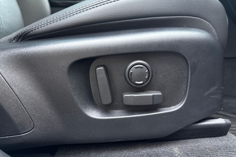 2025 (25) LAND ROVER RANGE ROVER VELAR 2.0 D200 MHEV Dynamic SE 5dr Auto 4544109