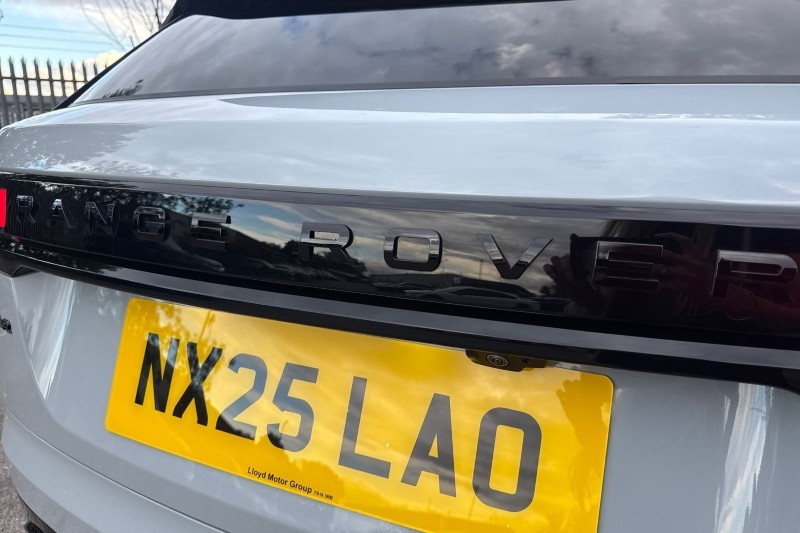 2025 (25) LAND ROVER RANGE ROVER VELAR 2.0 D200 MHEV Dynamic SE 5dr Auto 4544128