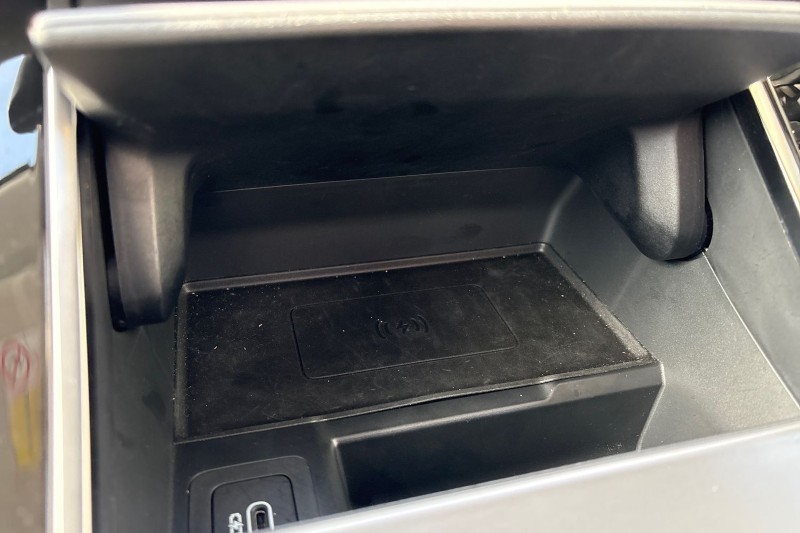 2025 (25) LAND ROVER RANGE ROVER VELAR 2.0 D200 MHEV Dynamic SE 5dr Auto 4550223