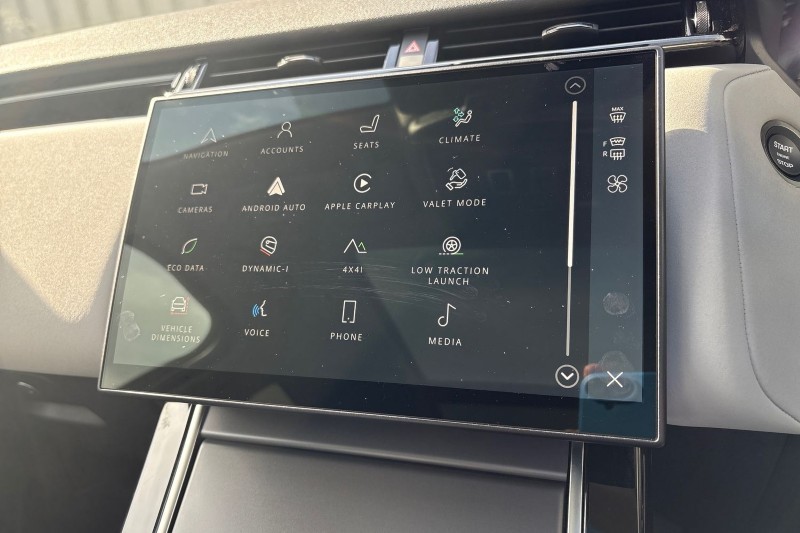 2025 (25) LAND ROVER RANGE ROVER VELAR 2.0 D200 MHEV Dynamic SE 5dr Auto 4550218