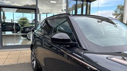 2025 (25) LAND ROVER RANGE ROVER VELAR 2.0 D200 MHEV Dynamic SE 5dr Auto 4550238