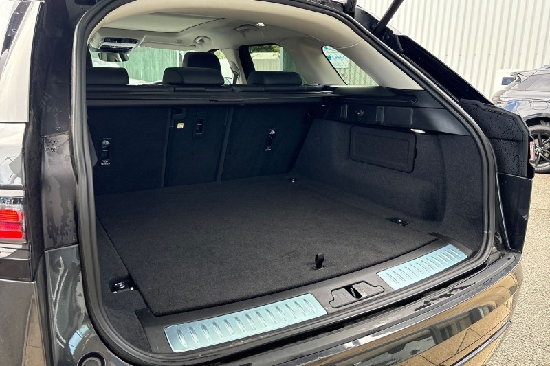 2025 (25) LAND ROVER RANGE ROVER VELAR 2.0 D200 MHEV Dynamic SE 5dr Auto 4550227