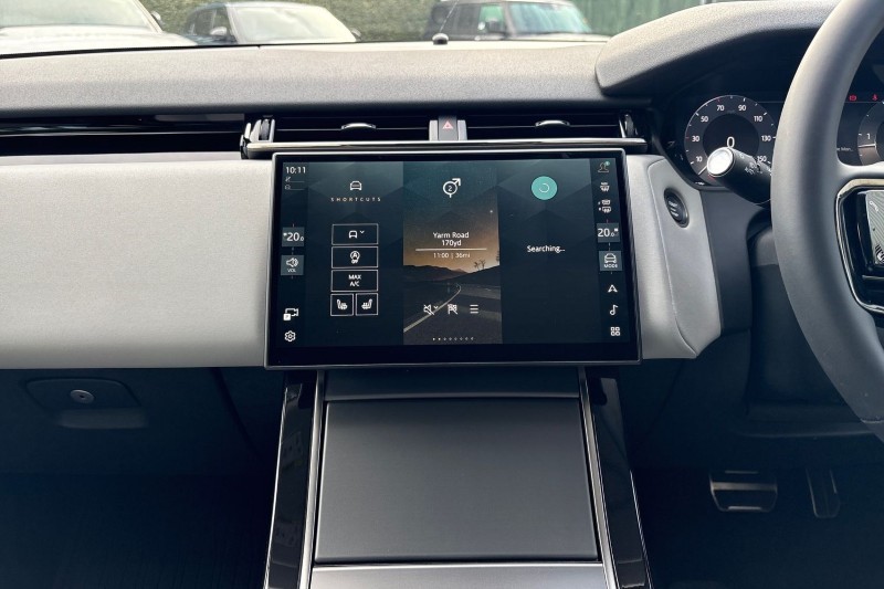 2025 (25) LAND ROVER RANGE ROVER VELAR 2.0 D200 MHEV Dynamic SE 5dr Auto 4550198