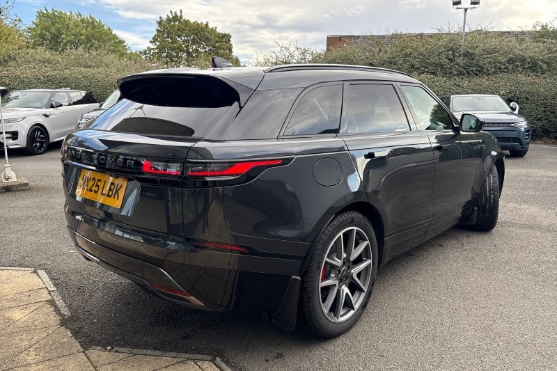 2025 (25) LAND ROVER RANGE ROVER VELAR 2.0 D200 MHEV Dynamic SE 5dr Auto 4550236