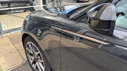 2025 (25) LAND ROVER RANGE ROVER VELAR 2.0 D200 MHEV Dynamic SE 5dr Auto 4550204