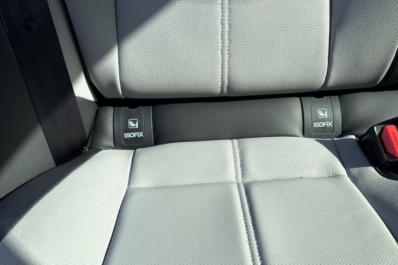 2025 (25) LAND ROVER RANGE ROVER VELAR 2.0 D200 MHEV Dynamic SE 5dr Auto 4550225