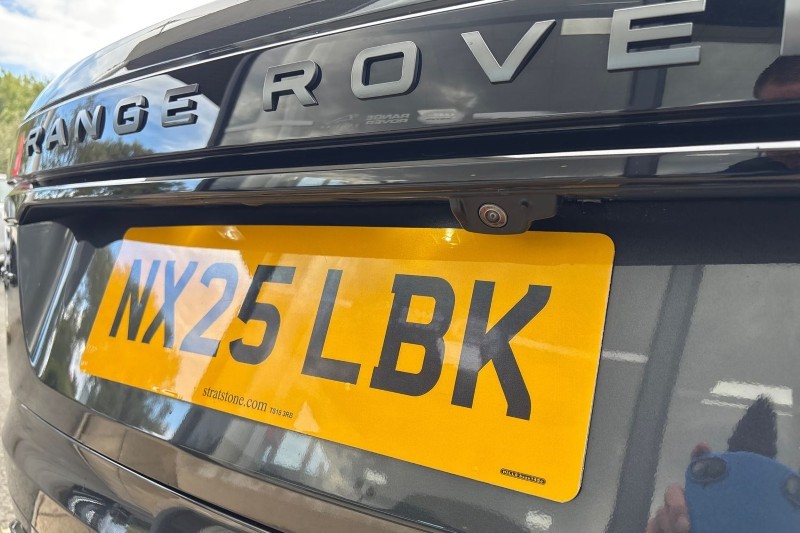 2025 (25) LAND ROVER RANGE ROVER VELAR 2.0 D200 MHEV Dynamic SE 5dr Auto 4550229