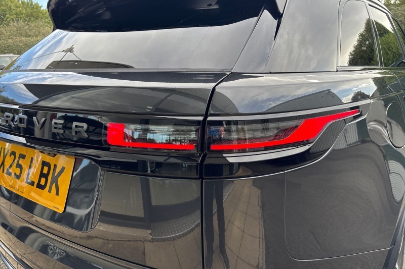2025 (25) LAND ROVER RANGE ROVER VELAR 2.0 D200 MHEV Dynamic SE 5dr Auto 4550235