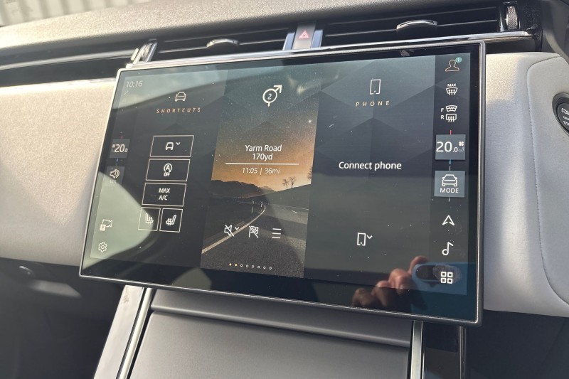 2025 (25) LAND ROVER RANGE ROVER VELAR 2.0 D200 MHEV Dynamic SE 5dr Auto 4550215