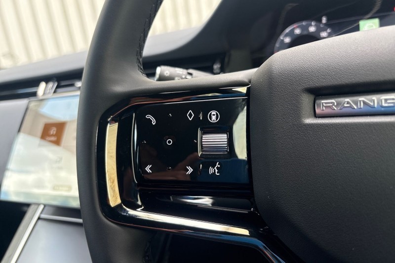 2025 (25) LAND ROVER RANGE ROVER EVOQUE 2.0 D200 Dynamic SE 5dr Auto 4580675