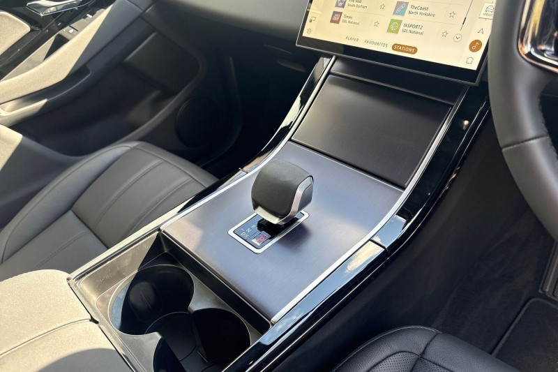 2025 (25) LAND ROVER RANGE ROVER EVOQUE 2.0 D200 Dynamic SE 5dr Auto 4580661