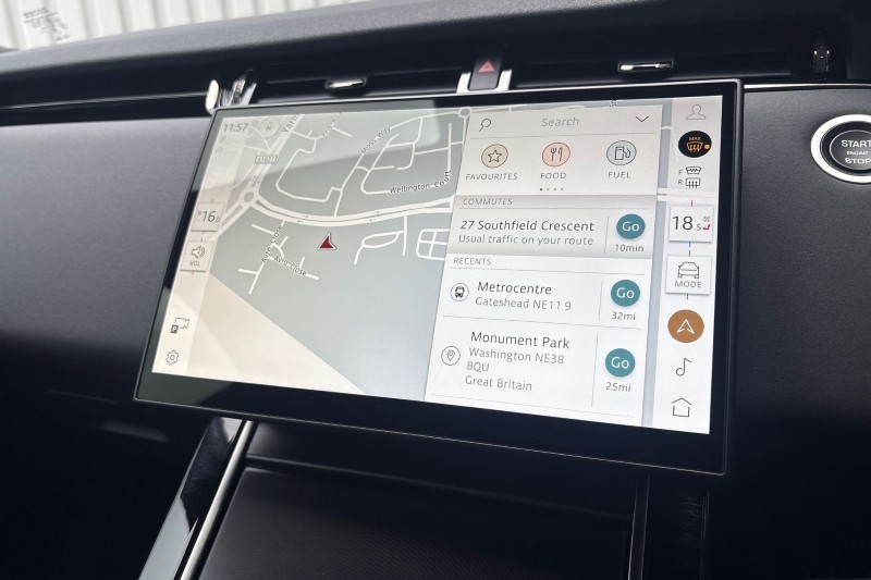 2025 (25) LAND ROVER RANGE ROVER EVOQUE 2.0 D200 Dynamic SE 5dr Auto 4580659