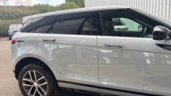 2025 (25) LAND ROVER RANGE ROVER EVOQUE 2.0 D200 Dynamic SE 5dr Auto 4580700