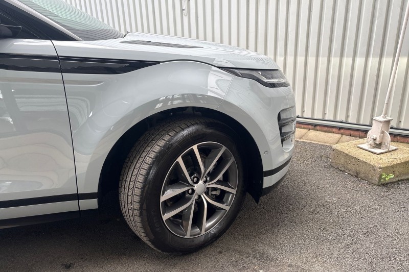 2025 (25) LAND ROVER RANGE ROVER EVOQUE 2.0 D200 Dynamic SE 5dr Auto 4580691