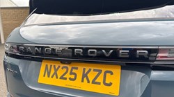 2025 (25) LAND ROVER RANGE ROVER EVOQUE 2.0 D200 Dynamic SE 5dr Auto 4575714