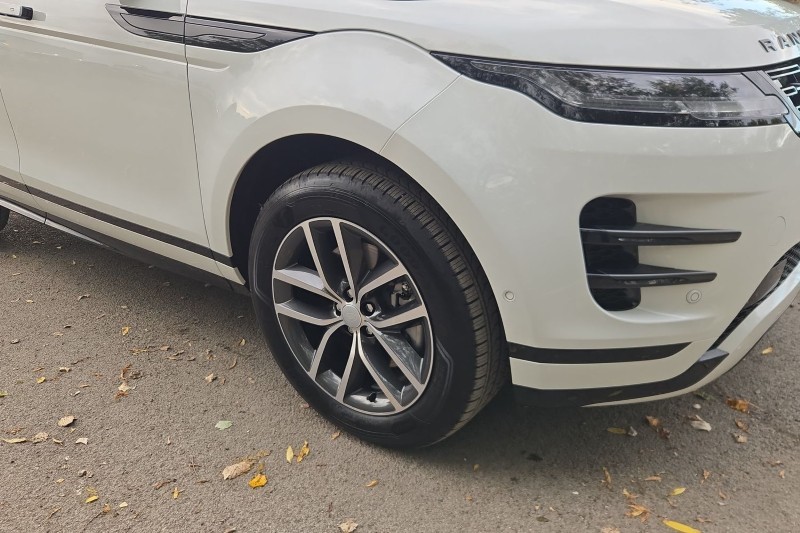 2025 (25) LAND ROVER RANGE ROVER EVOQUE 2.0 D200 Dynamic SE 5dr Auto 4544167