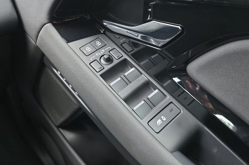 2025 (25) LAND ROVER RANGE ROVER EVOQUE 2.0 D200 Dynamic SE 5dr Auto 4544156