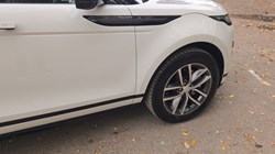 2025 (25) LAND ROVER RANGE ROVER EVOQUE 2.0 D200 Dynamic SE 5dr Auto 4544174