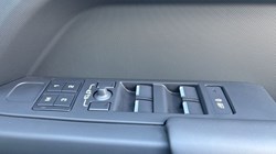 2024 (24) LAND ROVER DEFENDER 2.0 P300e X-Dynamic HSE 110 5dr Auto 4539223