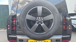 2024 (24) LAND ROVER DEFENDER 2.0 P300e X-Dynamic HSE 110 5dr Auto 4539249