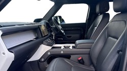 2024 (24) LAND ROVER DEFENDER 2.0 P300e X-Dynamic HSE 110 5dr Auto 4539203