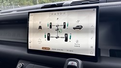 2024 (24) LAND ROVER DEFENDER 3.0 D300 X-Dynamic HSE 90 3dr Auto 4542227