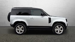 2024 (24) LAND ROVER DEFENDER 3.0 D300 X-Dynamic HSE 90 3dr Auto 4542197