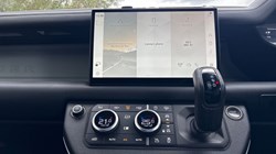 2024 (24) LAND ROVER DEFENDER 3.0 D300 X-Dynamic HSE 90 3dr Auto 4542206