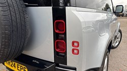 2024 (24) LAND ROVER DEFENDER 3.0 D300 X-Dynamic HSE 90 3dr Auto 4542242