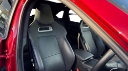 2024 (73) JAGUAR F-PACE 2.0 D200 R-Dynamic HSE Black 5dr Auto AWD 4538937