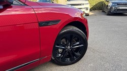 2024 (73) JAGUAR F-PACE 2.0 D200 R-Dynamic HSE Black 5dr Auto AWD 4538922