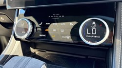 2024 (73) JAGUAR F-PACE 2.0 D200 R-Dynamic HSE Black 5dr Auto AWD 4538908