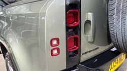 2024 (24) LAND ROVER DEFENDER 3.0 D300 X-Dynamic HSE 90 3dr Auto 4532848