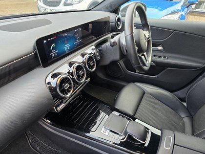 2019 (69) MERCEDES-BENZ A CLASS A180d Sport Executive 5dr Auto