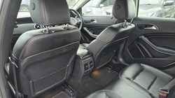 2017 (17) MERCEDES-BENZ A CLASS A180d Sport Premium 5dr Auto 3057994