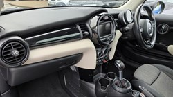 2017 (17) MINI HATCHBACK 2.0 Cooper S D 3dr Auto 3027144