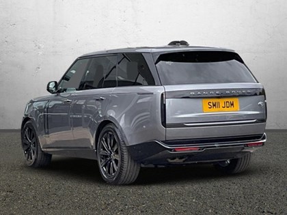 2022 (22) LAND ROVER RANGE ROVER 3.0 D300 SE 4dr Auto