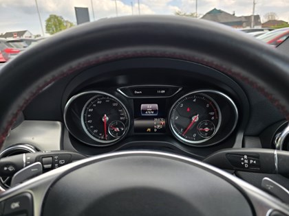 2018 (18) MERCEDES-BENZ GLA 200d AMG Line Premium Plus 5dr Auto