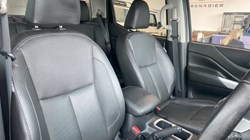 2021 (21) NISSAN COMMERCIAL NAVARA Double Cab Pick Up Tekna 2.3dCi 190 TT 4WD Auto 3176050