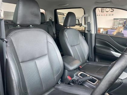 2021 (21) NISSAN COMMERCIAL NAVARA Double Cab Pick Up Tekna 2.3dCi 190 TT 4WD Auto