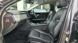 2016 (65) JAGUAR XF 2.0d [180] Prestige 4dr Auto 3175598