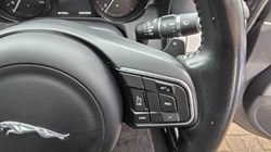 2016 (65) JAGUAR XF 2.0d [180] Prestige 4dr Auto 3175605